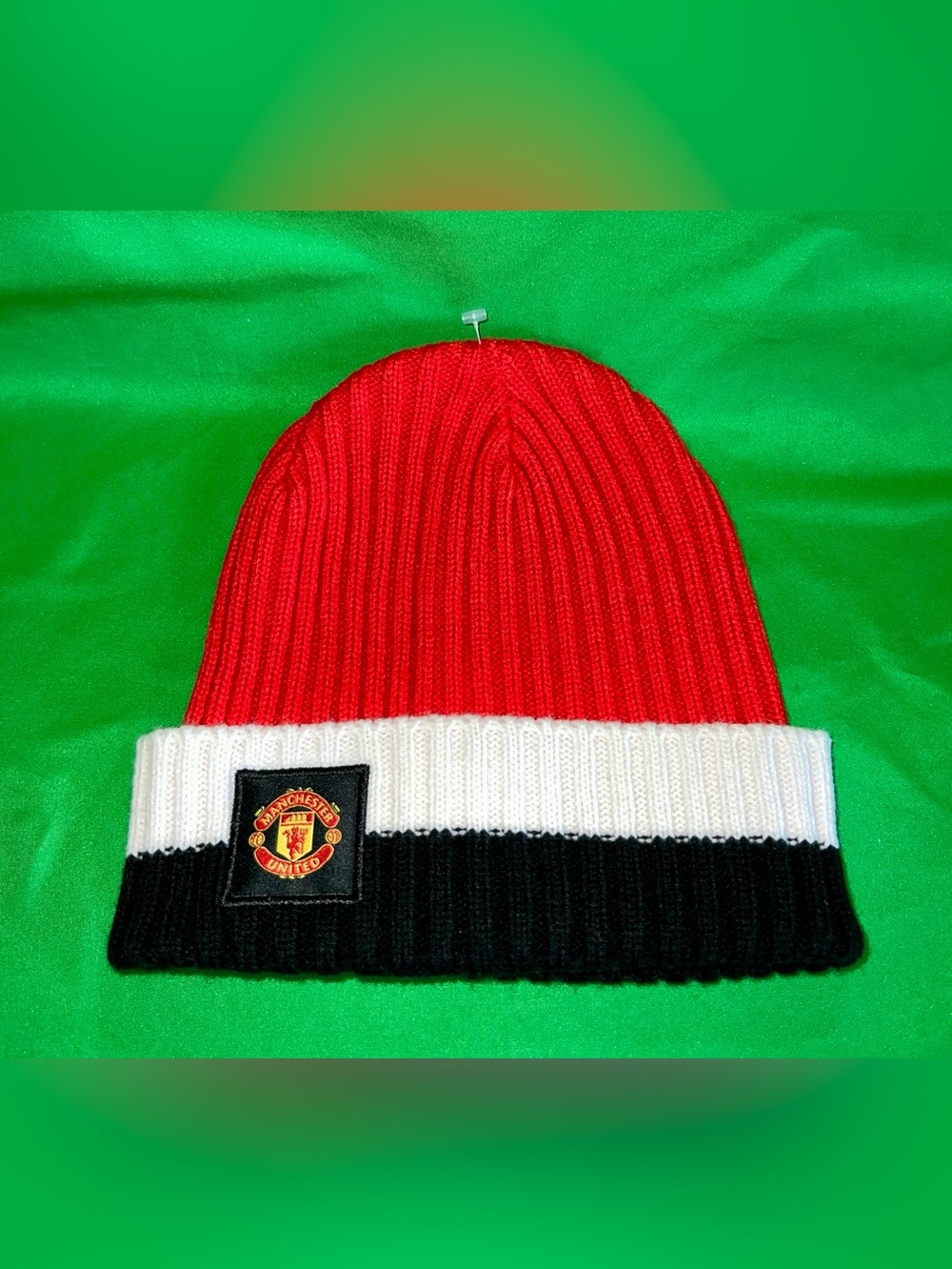 MANCHESTER UNITED RED WINTER FOOTBALL SOCCER HAT BEANIE ADULT ONE SIZE 🔥⚽️ NWT